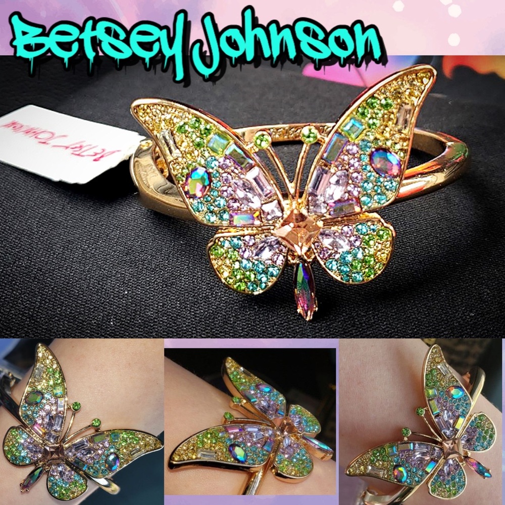Betsey Johnson Butterfly Bracelet 🦋